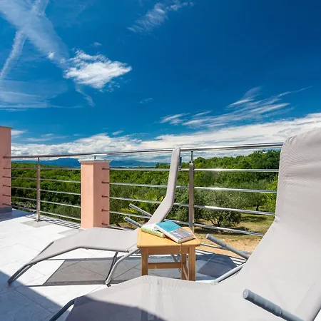 Hébergement de vacances Mali Raj Šilo