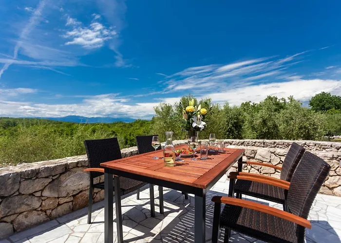 Holiday home Mali Raj Silo (Krk)