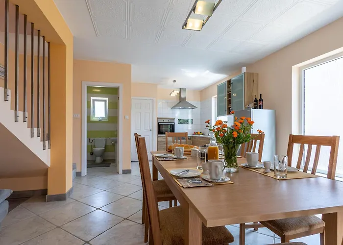 Holiday home Mali Raj