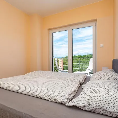 Mali Raj Сasa de vacaciones Šilo